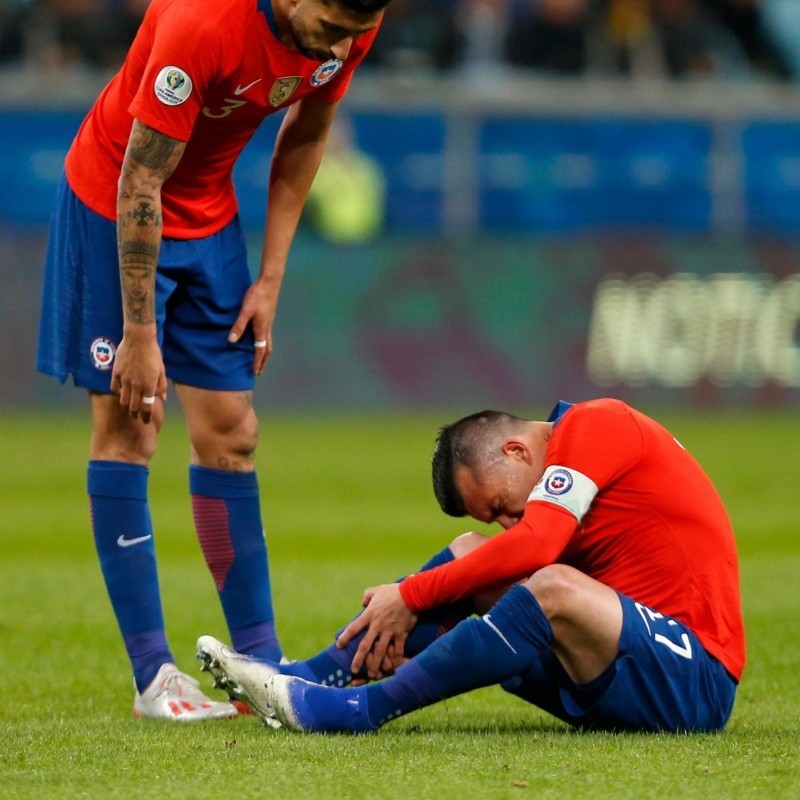 Gary Medel se rindió ante Perú: "Nos jugó súper bien, lo trabajó bien y sólo queda felicitarlos"