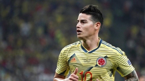 James Rodríguez metió foto de vacaciones y el hijo de Maradona le comentó para que firme con Napoli