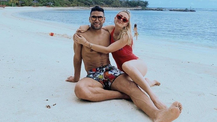 ¡Uff, qué hombre! Falcao y sus mujeres siguen de vacaciones