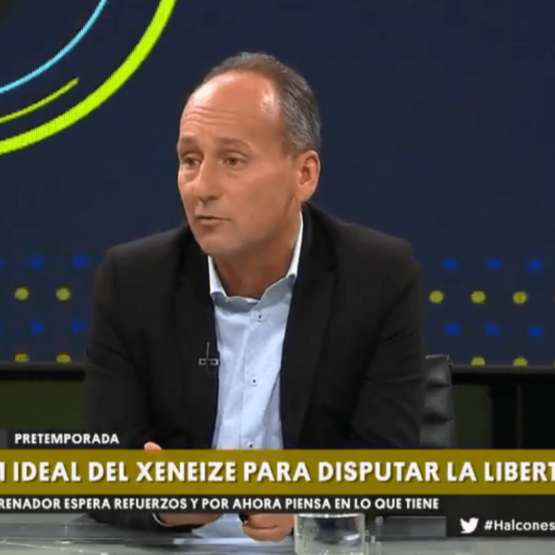 Martín Costa: "Alfaro me viene diciendo que en algún momento Vargas va a jugar en Boca"