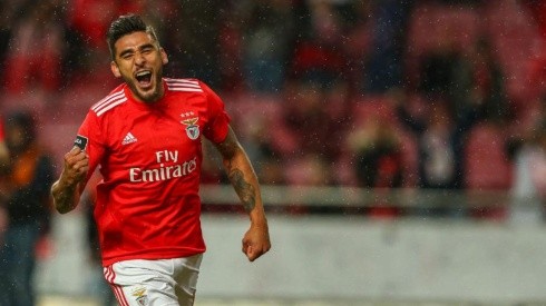 Salvio podría quedarse en Benfica.