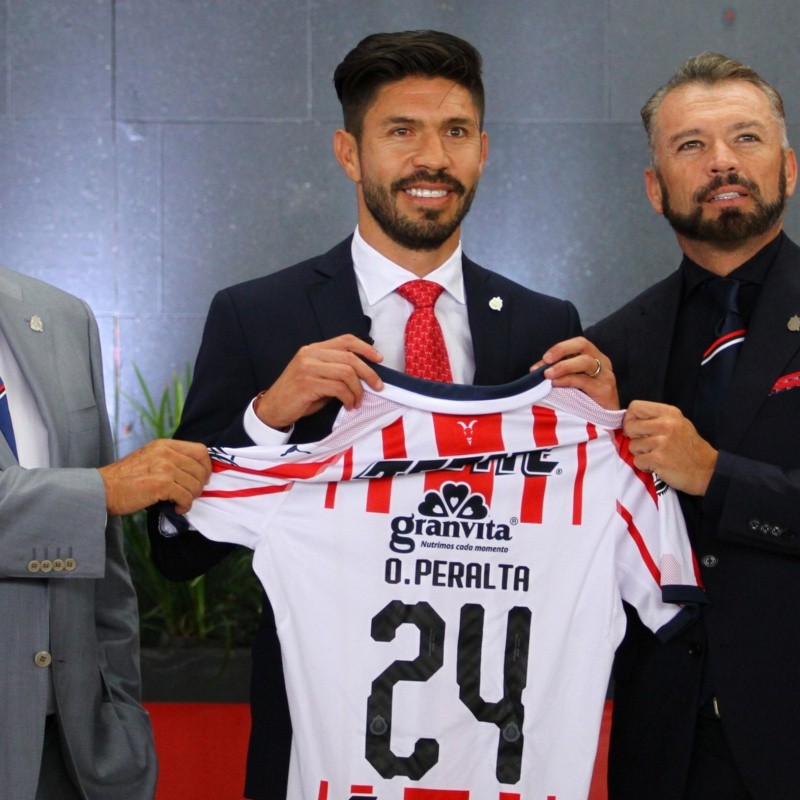 ¡Aficionado de América le agradeció a Oribe Peralta pese a haberse ido a Chivas!