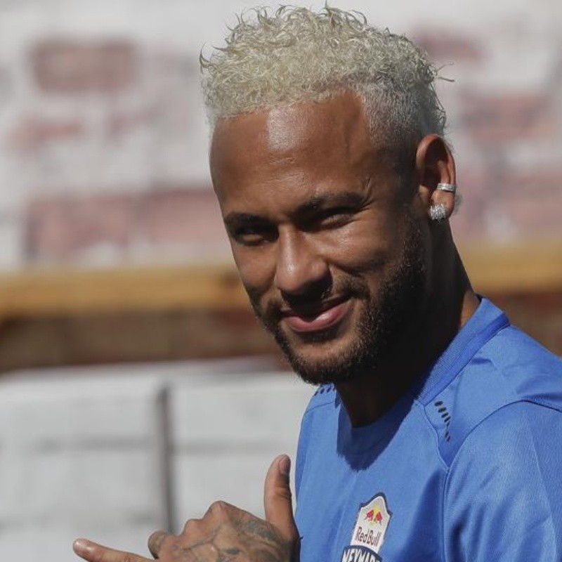 El nuevo look de Neymar mientras juega en Brasil lejos del PSG