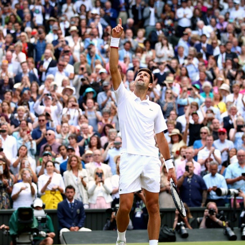 Djokovic levantó un doble match point y le ganó a Federer la final de Wimbledon más larga de la historia