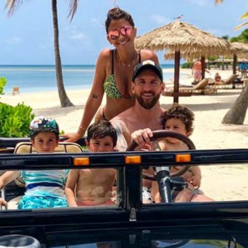 Ciro está enamorado de papá Messi y Antonela sacó la foto que lo prueba