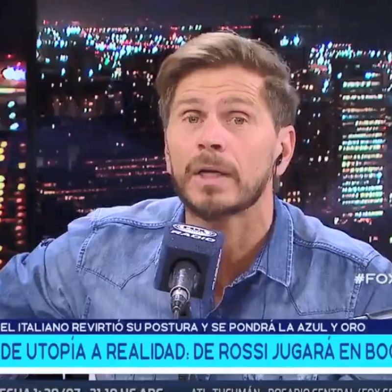 Vignolo recordó a Riquelme, representó a los hinchas de Boca y le pegó a Angelici