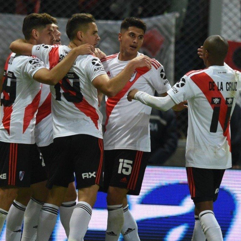 River jugó mal, lo perdonaron hasta en los penales pero clasificó por la Copa Argentina