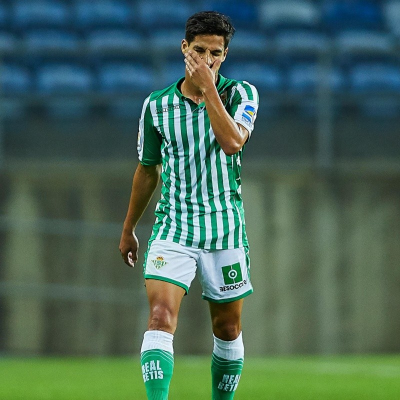 Lainez quedó afuera de la banca en un amistoso de Real Betis