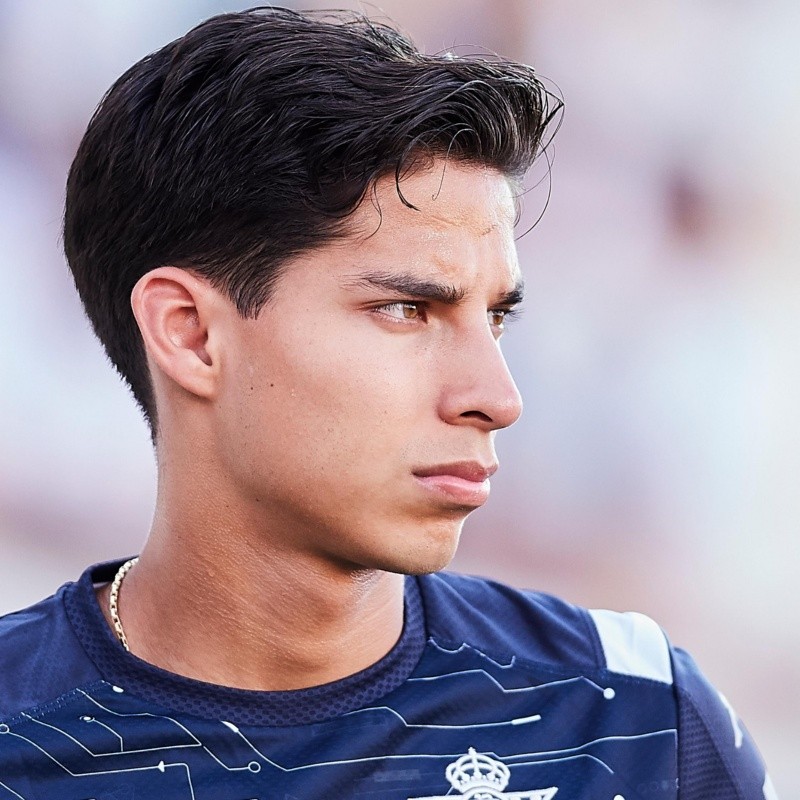 Diego Lainez, sin minutos en el Betis por lesión