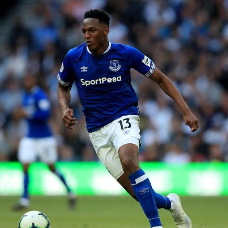 Yerry Mina abandonó su descanso y se sumó a los entrenamientos de Everton