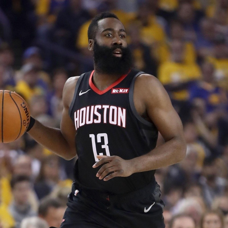 ¡Crack a la vista! Harden fue a ver Houston Dynamo - América