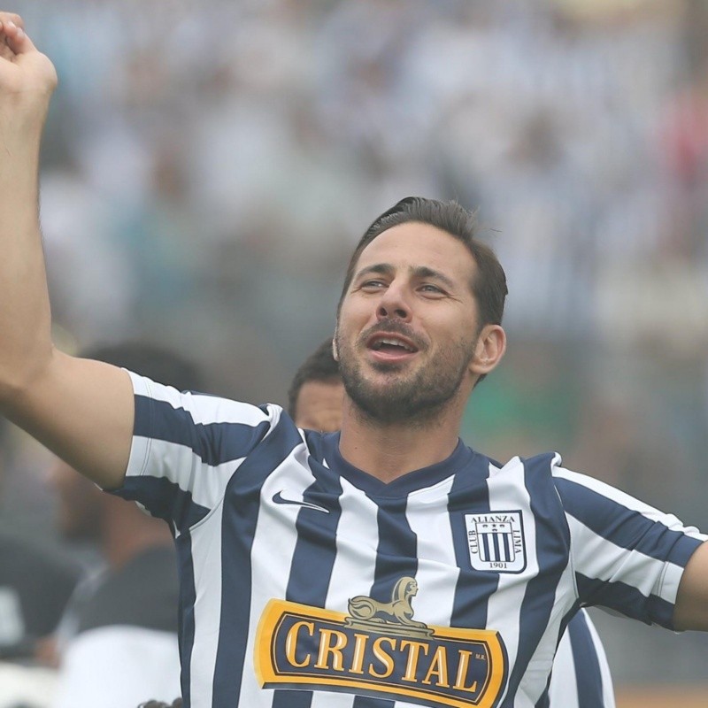 Habló el papá de Pizarro: "La posibilidad de que Claudio se retire en Alianza Lima sigue abierta"