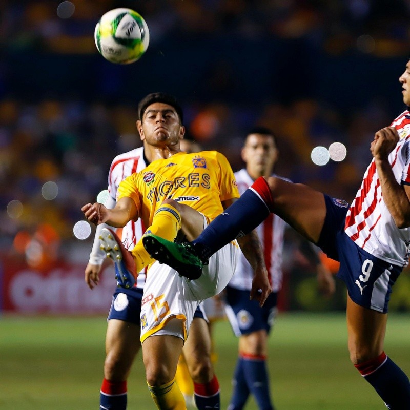 Con Mier en duda, se perfila el XI de Chivas para recibir a Tigres