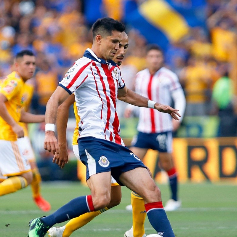 "Nos jugamos la carrera": Jesús Molina y el presente de Chivas