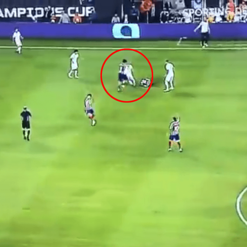 Video: Carvajal atendió a Lemar, Diego Costa lo vio y se vengó de lo lindo