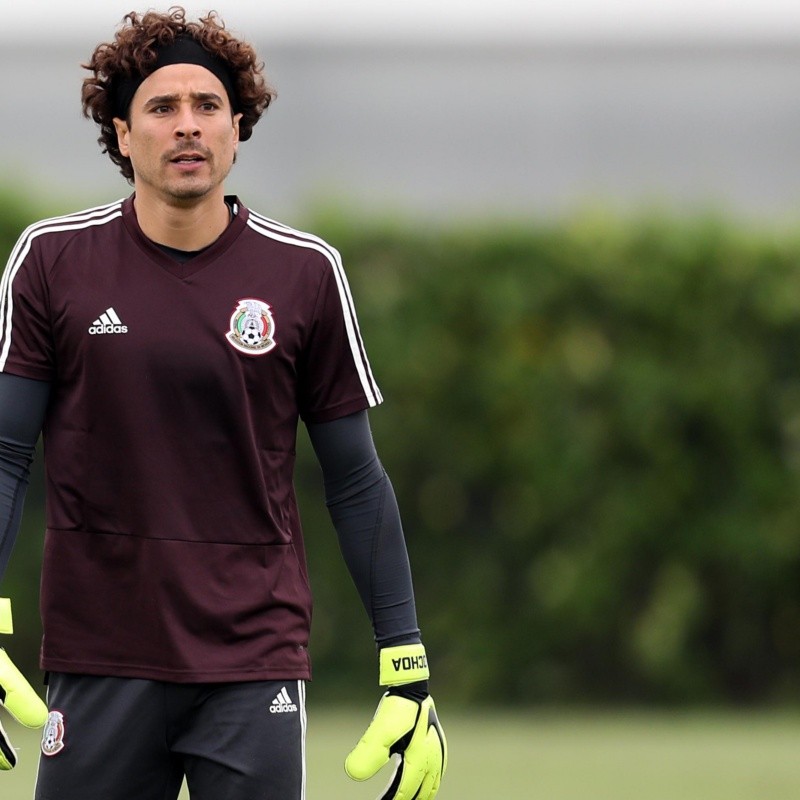 ESPN: Guillermo Ochoa rechazó la primera oferta del América