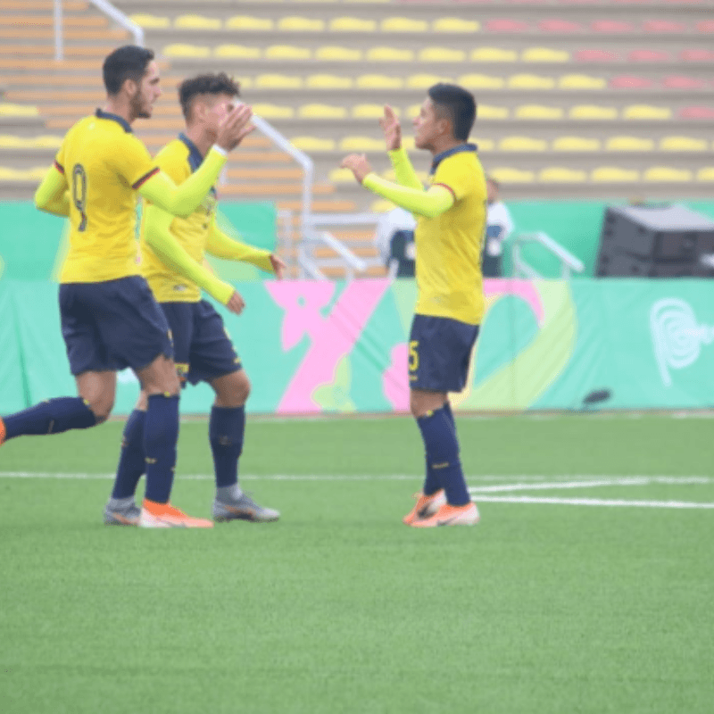 Apareció el goleador: Campana igualó el juego entre Ecuador y Panamá