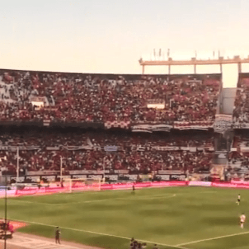 Video: la canción de River para los hinchas de Boca que explotó en el Monumental