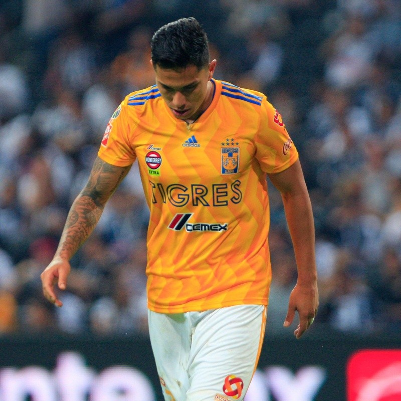 Salcedo se rió de los rumores que lo ubican fuera de Tigres