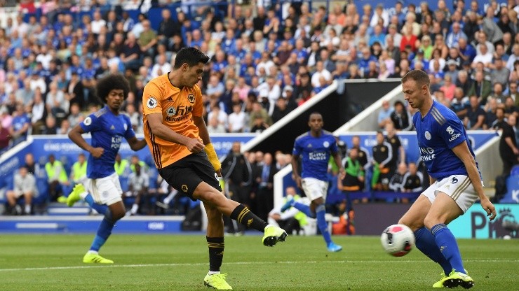 Jiménez y Wolverhampton debutaron con un empate