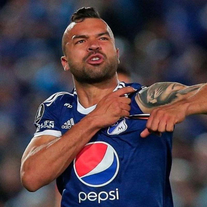 La tierna advertencia de un hincha de Millos a Cadavid en su regreso a El Campín