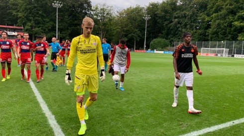 Los rojiblancos consiguieron un importante empate con el anfitrión en el inicio del Torneo en Holanda