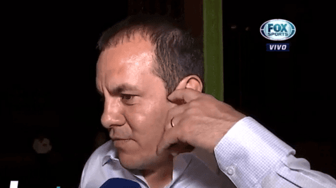 A Chivas le salió el defensor más inesperado: Cuauthémoc Blanco