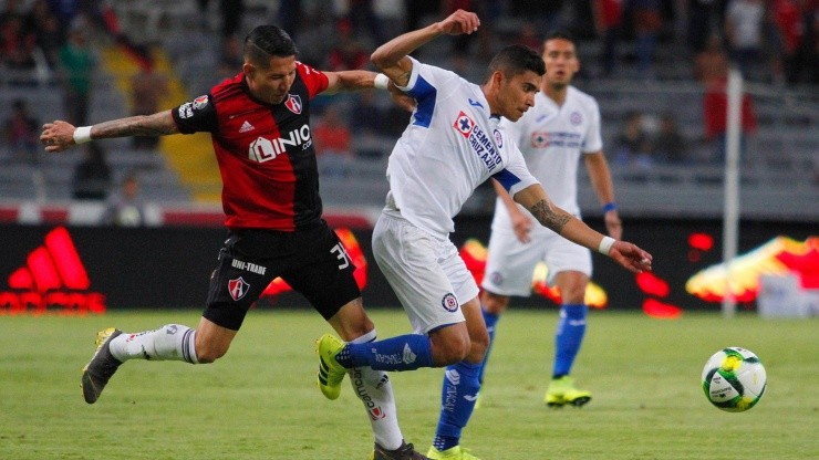 Las dos ausencias en Cruz Azul contra Atlas