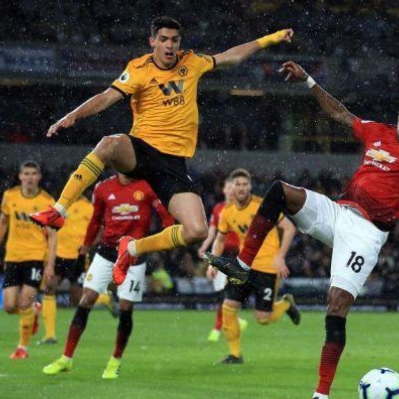 Con un Raúl Jiménez activo, Wolves le robó un empate a Manchester United