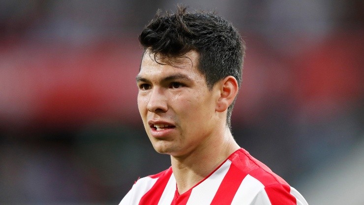 ¿Cuando firma Hirving Lozano?