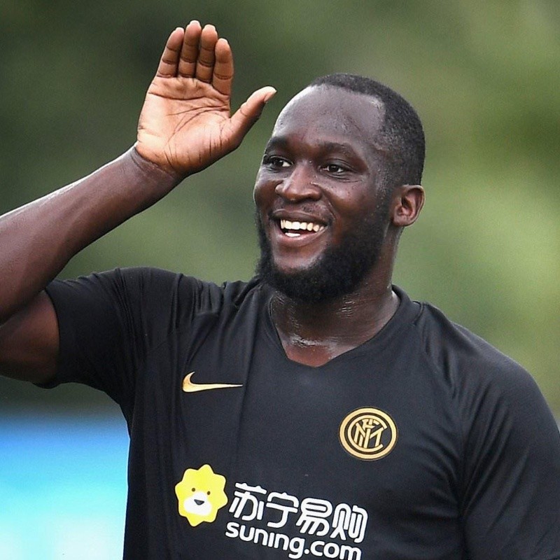 Lukaku estaría hablando con un ex compañero del Manchester United para convencerlo de ir al Inter