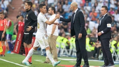 James Rodríguez salió, el Bernabéu lo aplaudió y algo se dijo con Zidane