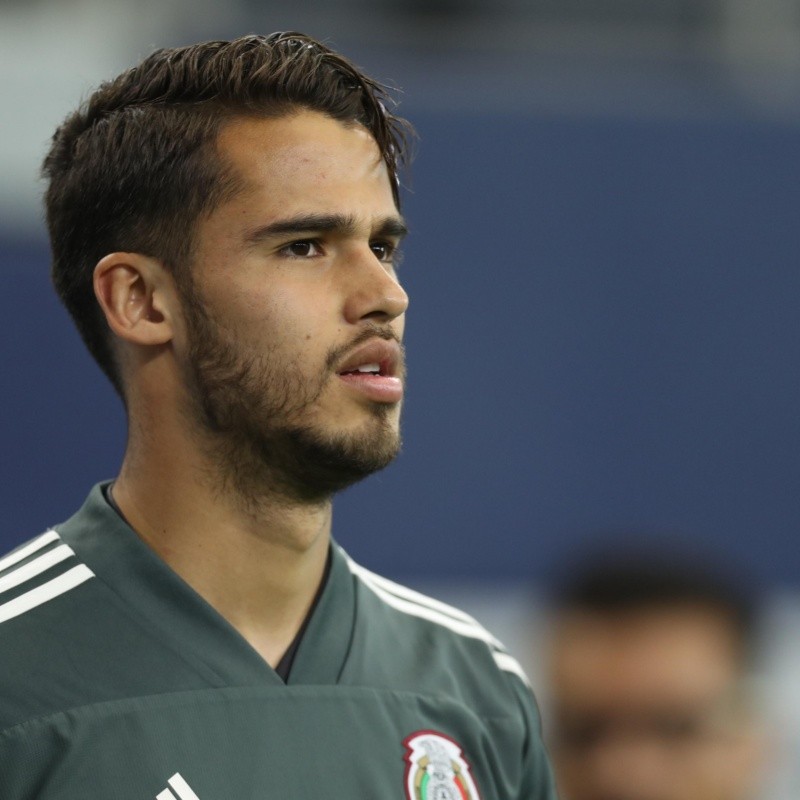 Oficial: Diego Reyes deja de ser jugador de Fenerbahçe