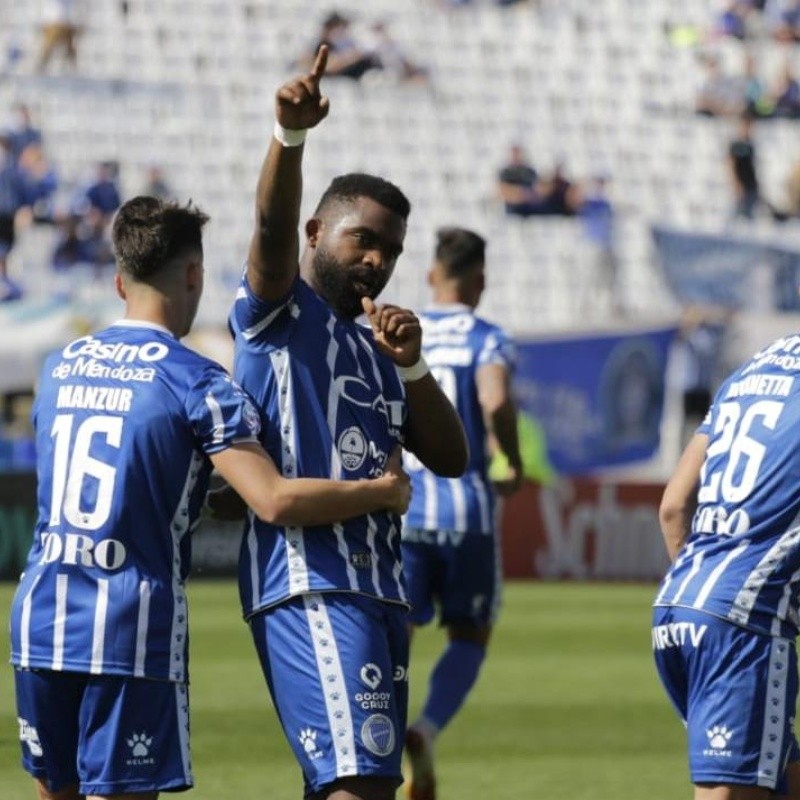 Estudiantes se prendía bien arriba en la Superliga pero Godoy Cruz se lo dio vuelta con una ráfaga