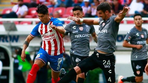 Necaxa venció a Chivas y lo alejó de la Liguilla