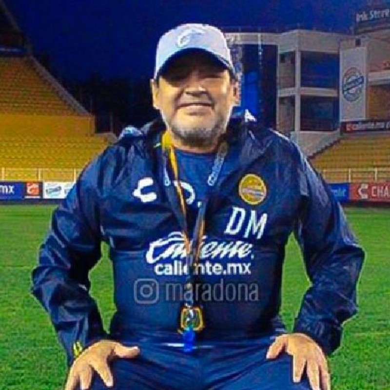 Lo confirmó Rocío Oliva: a Maradona lo llamaron para dirigir un equipo de la Superliga