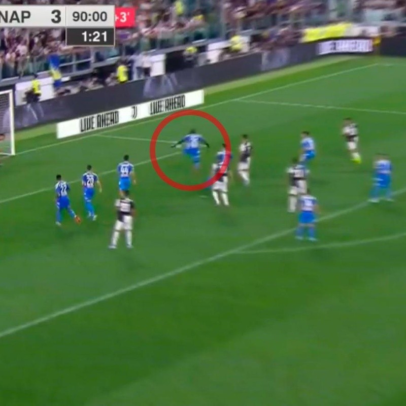 Video: en tiempo de descuento, Koulibaly la metió en contra y Napoli perdió ante Juventus