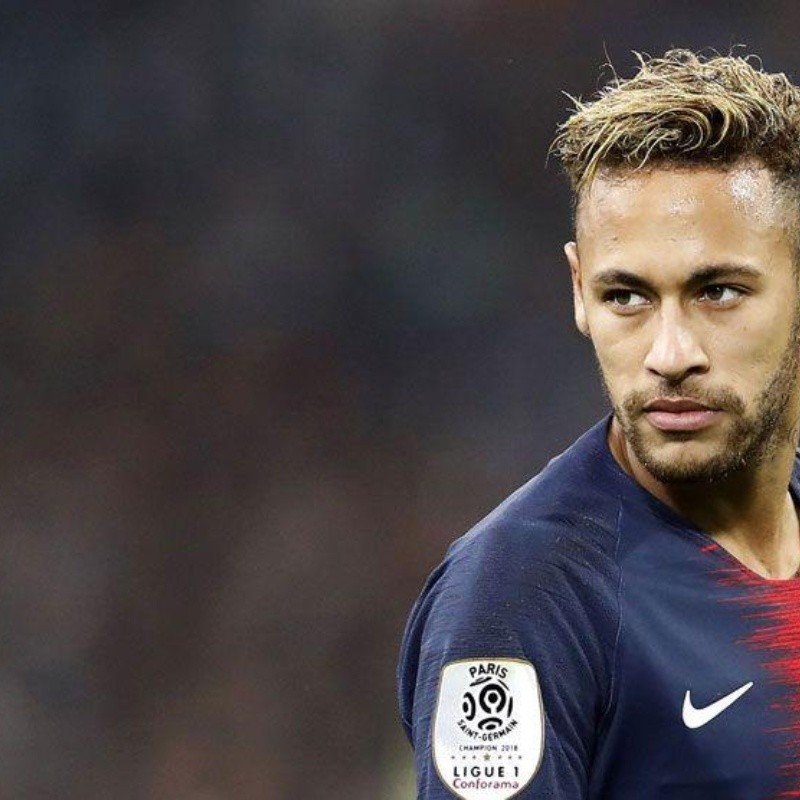 L'Equipe: Neymar comunicó que renuncia a ser transferido y continúa en PSG