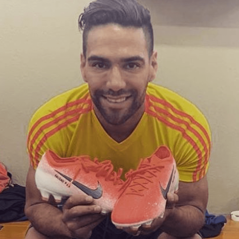 El posteo de Radamel Falcao en medio de la locura por su llegada al Galatasaray