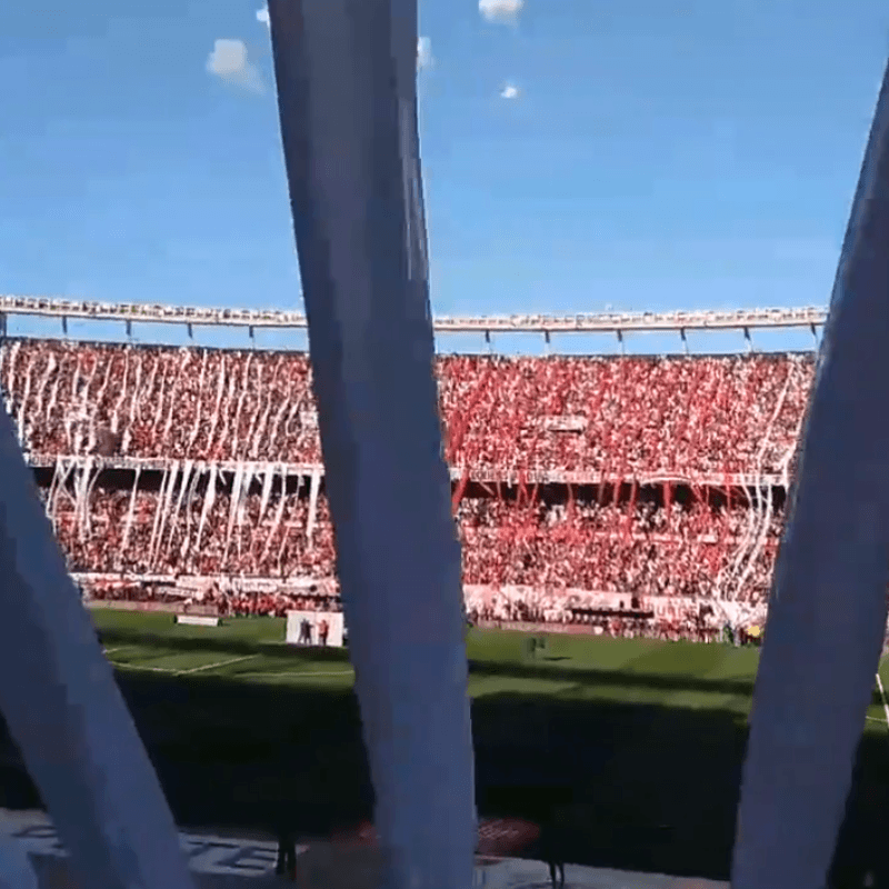 No le dejaron pasar nada y el recibimiento de River fue un poco aburrido