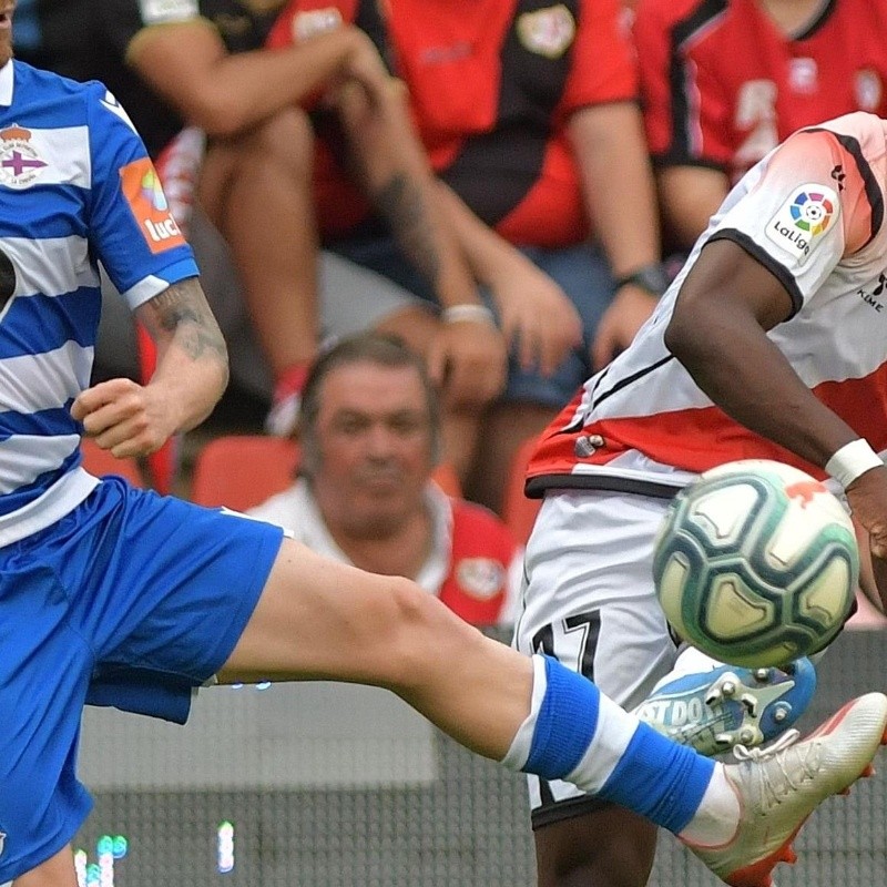 Entonces, se queda: Advíncula jugó los 90' en el primer triunfo del Rayo Vallecano en la Liga 123