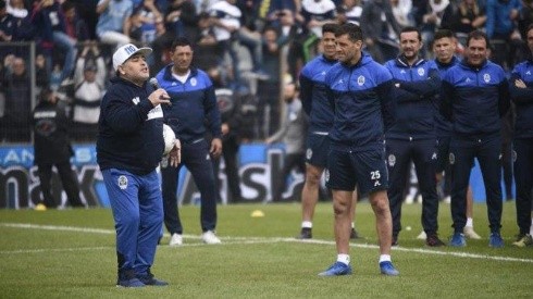 La primera promesa de Maradona a los hinchas de Gimnasia de La Plata