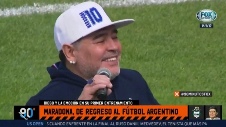 Todo el estadio de Gimnasia hizo sonreír a Maradona: "El que no salta, es un inglés"