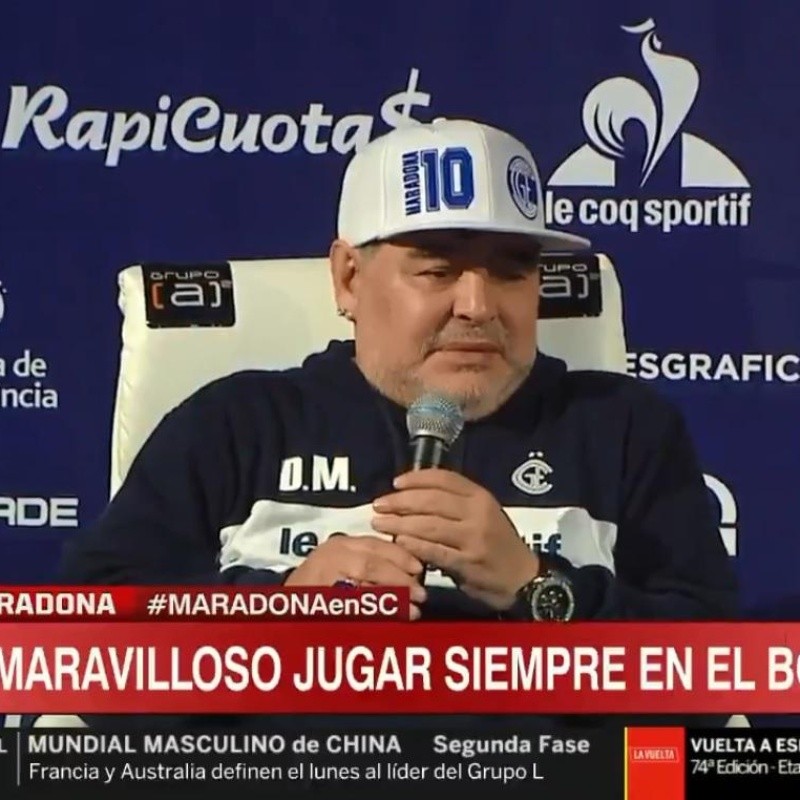 En plena conferencia de prensa, Maradona se quebró hablando de Caniggia