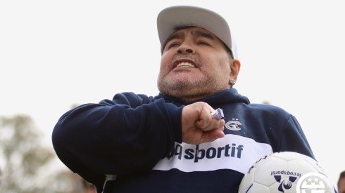 Maradona contó lo que sintió al salir por el túnel de la cancha de Gimnasia y lloramos todos