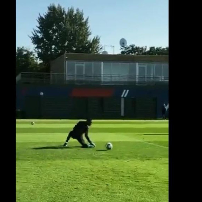 Video: Keylor Navas desplegó toda su magia en su primer entrenamiento en PSG