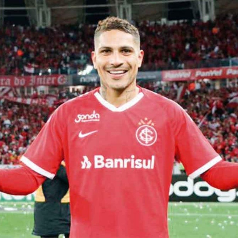 Paolo Guerrero se mantiene confiado para la final: "En casa lo resolvemos"