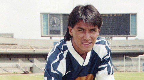 Claudio Suárez en su paso por Pumas.
