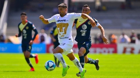 Pumas enfrentando al América en el Clausura 2019.