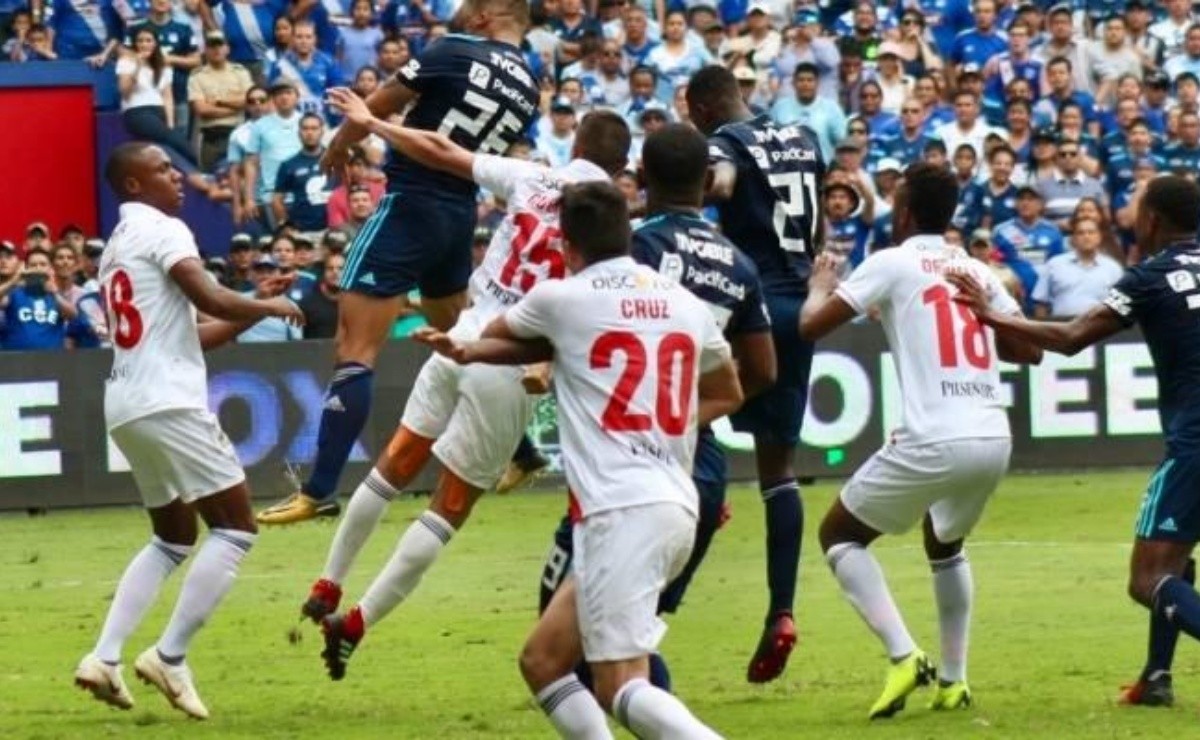A qué hora juega Emelec vs. Liga de Quito por la Liga Ecuador